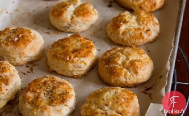 Biscuits au Poivre Noir Gouda au Bacon
