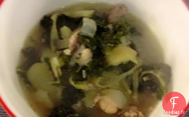Soupe Presque Toscane aux Saucisses et au Chou Frisé