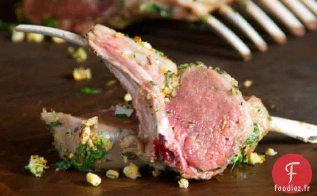 Carré d'Agneau en Croûte de Noisettes