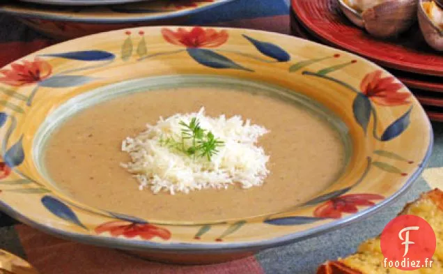 Soupe de Pain à l'Ail aux Palourdes