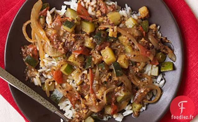 Courgettes au Sofrito de Tomates Cerises à la Cubaine avec Picada Amande-Cacao