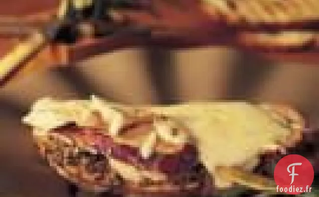 Sandwich À La Dinde Avec Tapenade Et Fontina