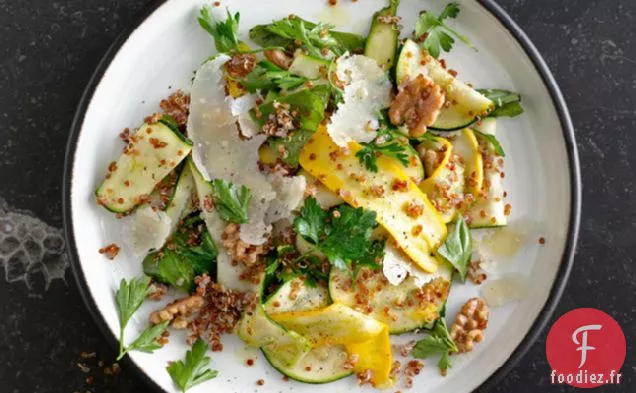 Salade De Courge D'Été Et Quinoa Rouge Aux Noix