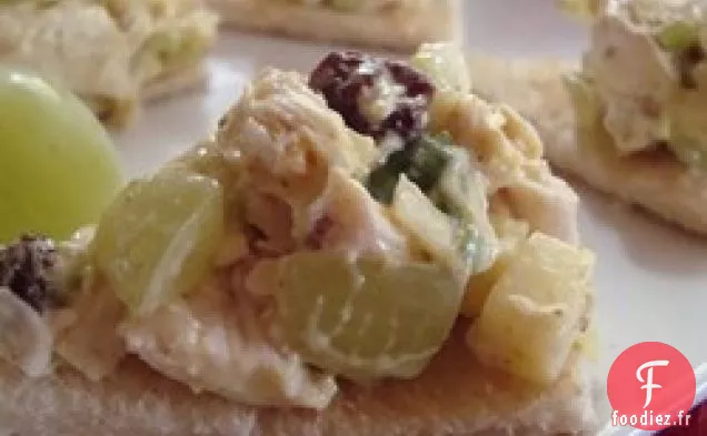 Salade de Poulet au Curry Fruité