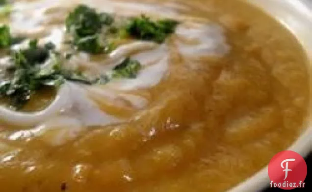 Soupe Crémeuse de Légumes-Racines Au Curry