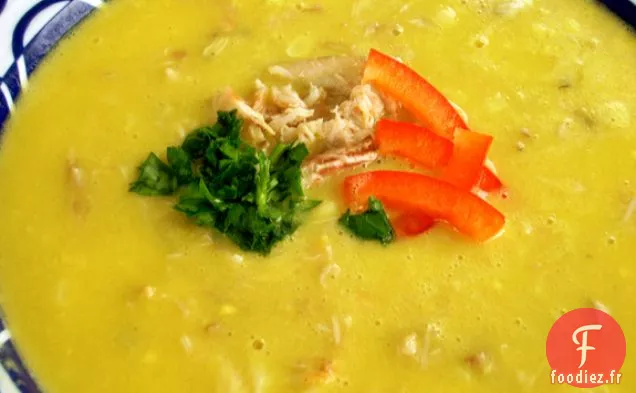 Soupe De Maïs Sucré D'Été Au Crabe