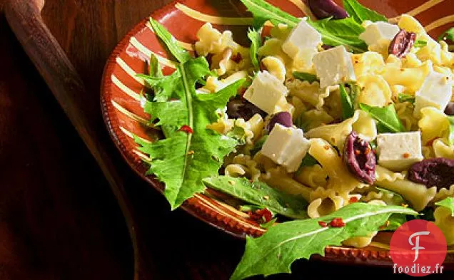 Salade de Pâtes aux Pissenlits et Fromage Feta