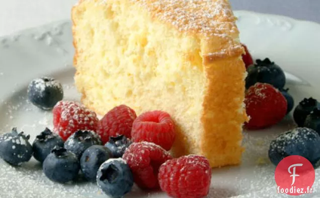 Gâteau à l'Orange aux Baies Fraîches