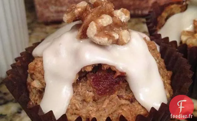 Muffins au Son Prêts au Four avec Noix et Dattes