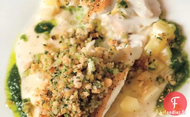 Morue Noire à la Chaudrée de Fenouil et Panzanella d'Huîtres Fumées