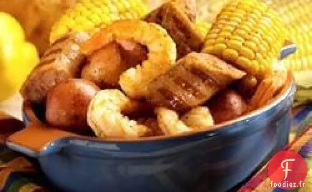 Bratwurst Et Ébullition De Crevettes