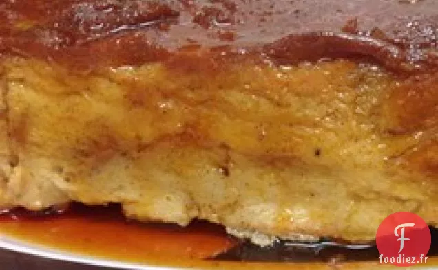 Pouding Au Pain Avec Sauce Au Caramel