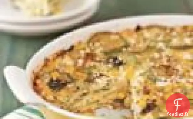 Torta Aux Courgettes Et Maïs Avec Crème À La Coriandre Et Au citron vert