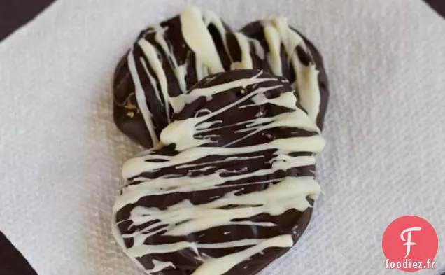 Bretzels Au Beurre D'Arachide Enrobés De Chocolat