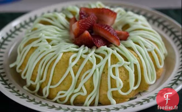 Gâteau au Fromage au Chocolat Blanc Fourré au Citron Vert Bundt Cake