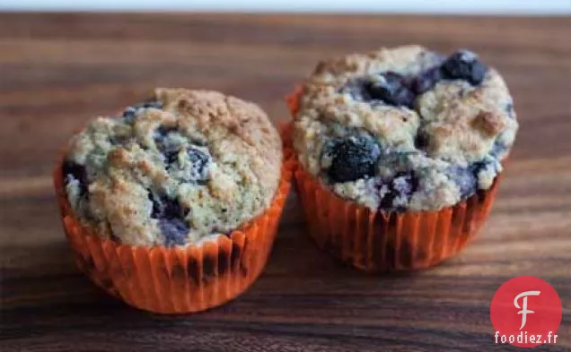 Une Demi-Douzaine De Muffins Aux Myrtilles De Blé Entier