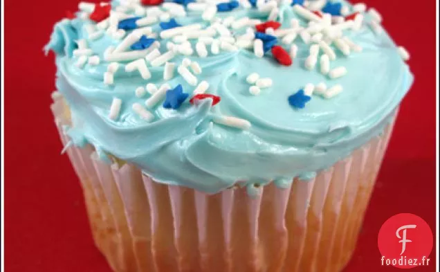 Cupcakes au Gâteau de Mariage à la Crème Sure Blanche