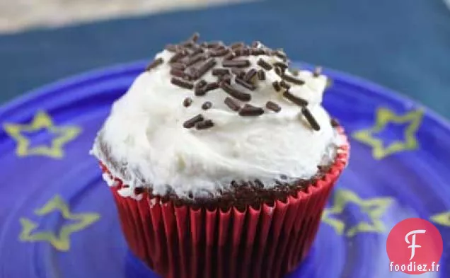 Cupcakes Rapides au Chocolat avec Glaçage à la Vanille sans Sucre en poudre