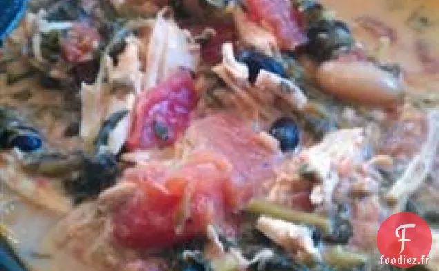 Chili de Poulet à la Mijoteuse avec des légumes verts et des haricots