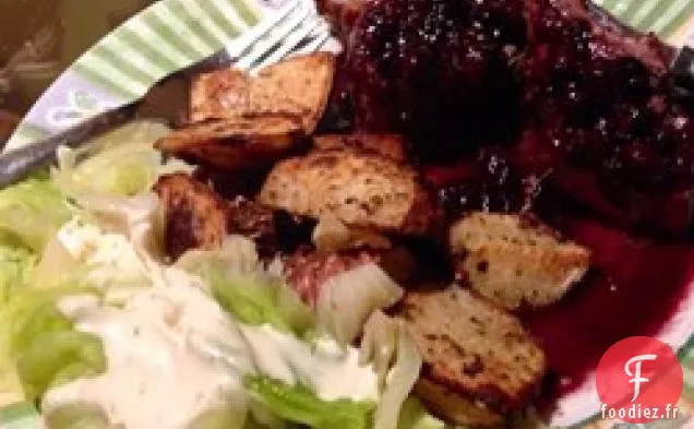 Carré d'Agneau à la Sauce aux Myrtilles