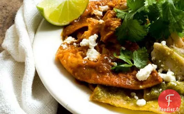 Chilaquiles Avec Salsa Ancho-tomatillo