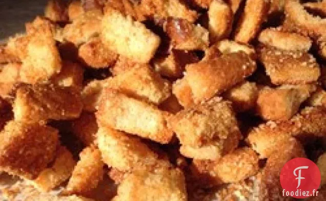 Croûtons au Fromage Et à l'Ail