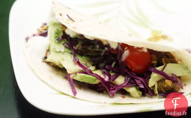Tacos De Poitrine À La Sauce Verte