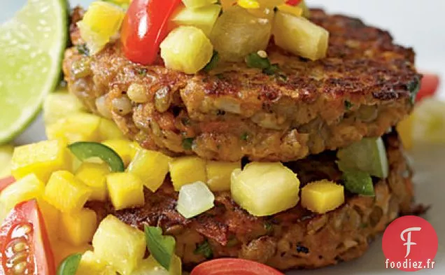 Hamburgers aux Lentilles et à l'Orge avec Salsa aux Fruits Enflammés