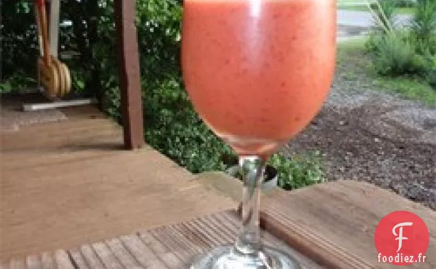 Smoothie au Chou, à la Pêche et aux Carottes