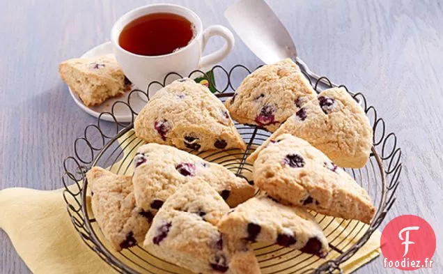 Scones de Morceaux de Bleuets et de Chocolat Blanc