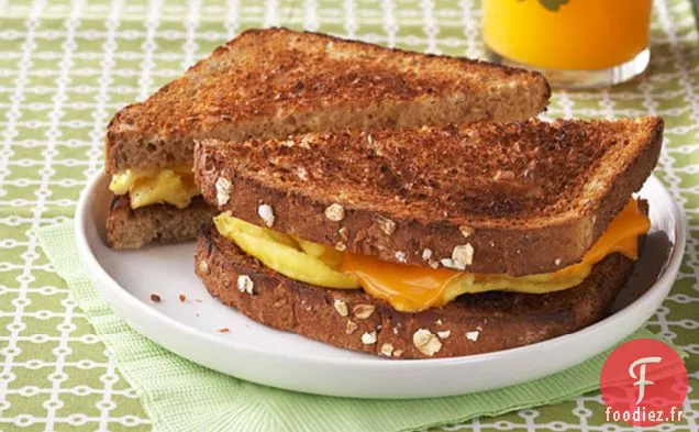 Sandwich aux Œufs Brouillés à Emporter