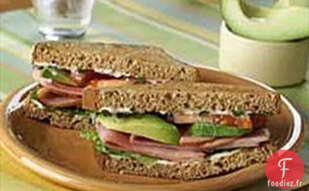 Sandwich au Jambon de Style Californien