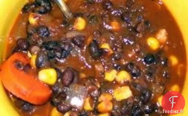 Soupe Végétalienne Aux Haricots Noirs