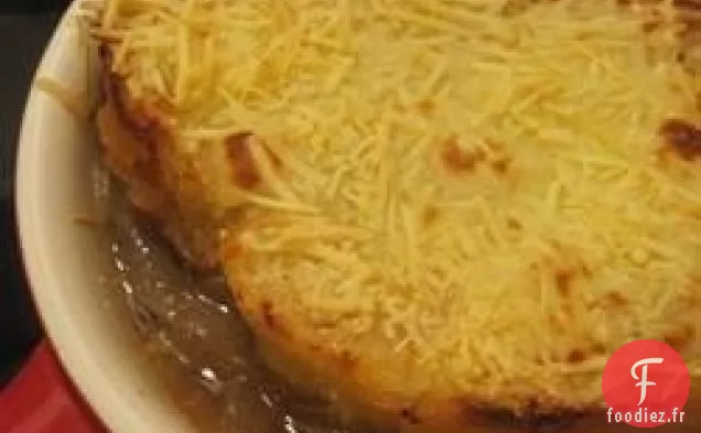 Comment Faire de la Soupe à l'Oignon Française Facile