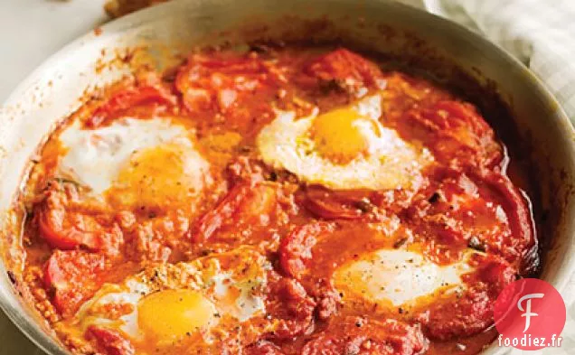 Tomates Paprika aux Œufs Pochés (Shakshouka)