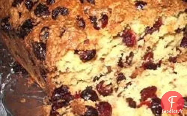 Le Célèbre Pain aux Canneberges de Grand-Mère