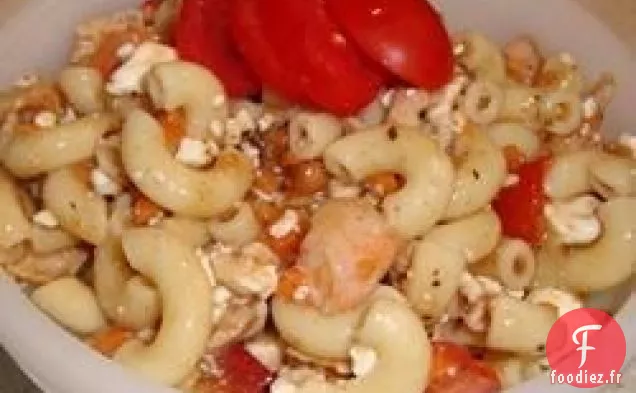Salade de Pâtes d'Été Piquante à la Feta et aux Crevettes