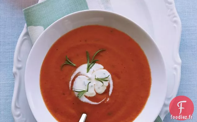 Soupe de Tomates Fraîches à la Crème Fraîche à l'Estragon