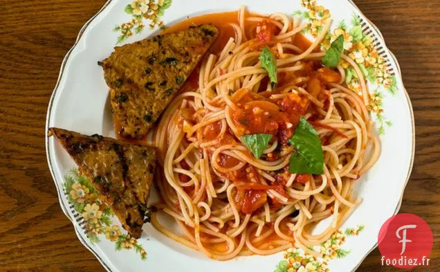 Spaghetti Pomodoro Au Tempeh Grillé
