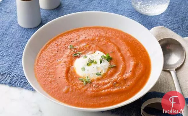 Riche Soupe De Tomates Rôties