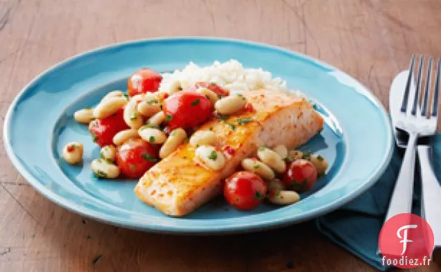 Saumon Rôti avec Salade de Haricots et Tomates