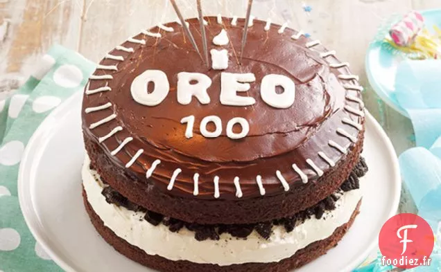 Gâteau de Célébration OREO Recouvert De Chocolat