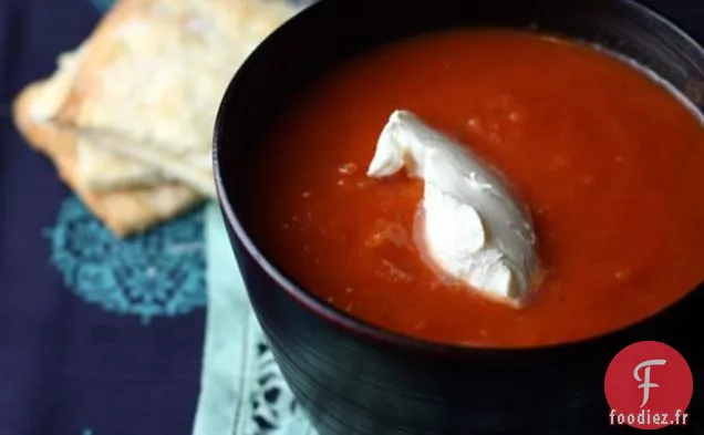 Soupe De Tomates Et Saltines De Romarin