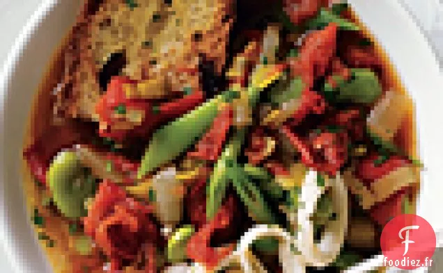 Soupe de Tomates à la fin de l'été avec Haricots en Coquille, Rondelles de Calamars et Persil