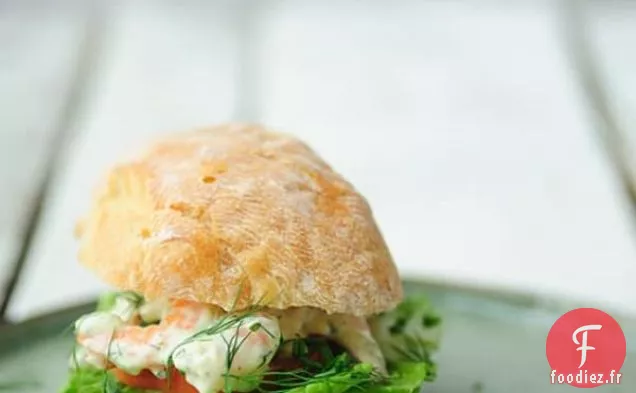 Rouleau de Laitue aux Crevettes et Tomates