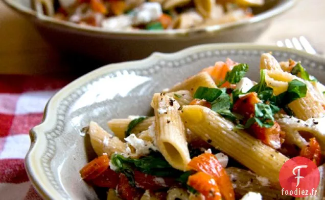 Pâtes Aux Tomates Séchées, Basilic Et Fromage De Chèvre