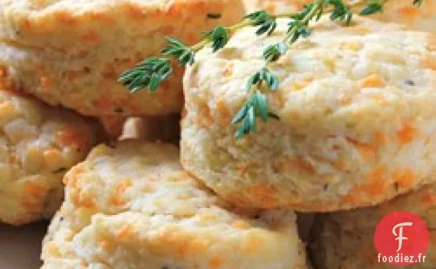 Biscuits Feuilletés au Cheddar et au Thym