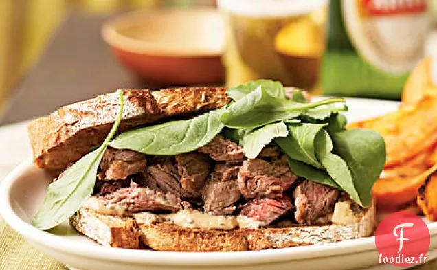 Sandwichs au steak avec Mayonnaise au Worcestershire