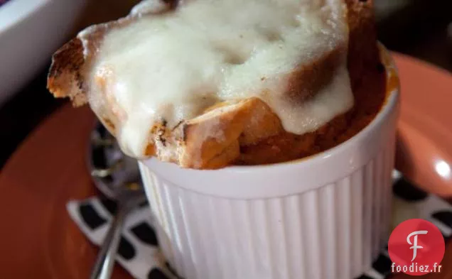 Soupe de Tomates Carbonisées à la Mozzarella Fondue