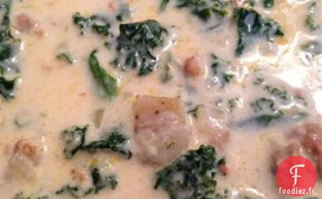 Soupe de Saucisses, Pommes de Terre et Chou Frisé